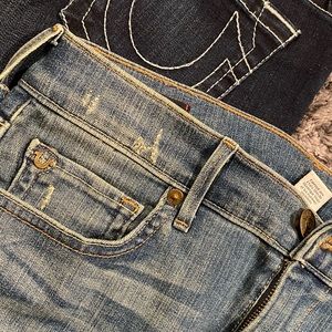 Women’s True Religion pants